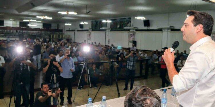 Ratinho Jr. recebe sugestões dos moradores e sociedade civil do Oeste