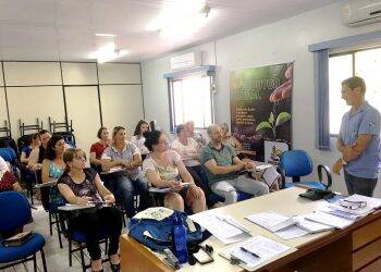 Curso oferecido por cooperativa do Oeste ensina como interpretar a influência da lua na produção rural