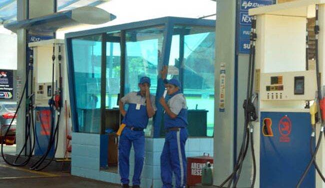 Paraguaios começam a racionar uso de carros por falta de combustível