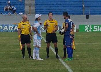 Árbitro iguaçuense debutou bem na primeira divisão do Paraná