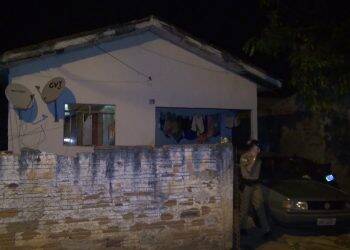 Casal é morto à tiros dentro de casa em Foz do Iguaçu