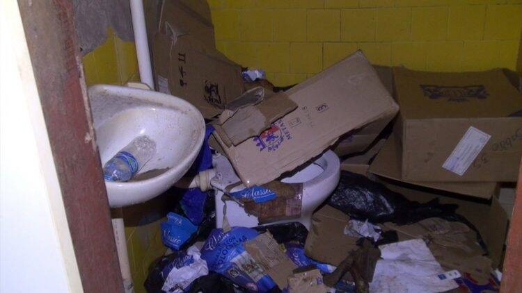 Rocam encontra esconderijo de pneus contrabandeados