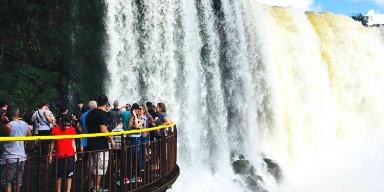 Janeiro de 2018 é o melhor mês para o turismo de Foz