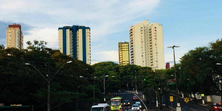 Prefeitura de Foz do Iguaçu lança edital para concurso