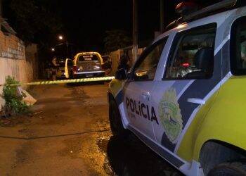 Casal é morto à tiros dentro de casa em Foz do Iguaçu