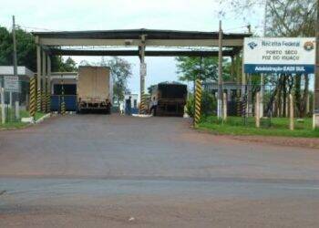 Auditores fiscais farão paralisação no Porto Seco