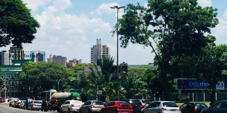 Justiça proíbe prefeitura multar oito motoristas do aplicativo Garupa