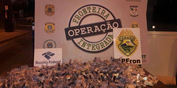 Eletrônicos, informática e relógios são apreendidos na Ponte da Amizade