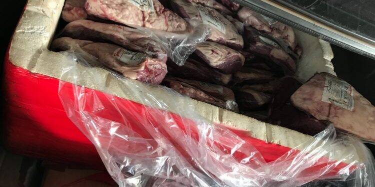 Receita Federal apreende carnes e eletrônicos na Ponte da Amizade
