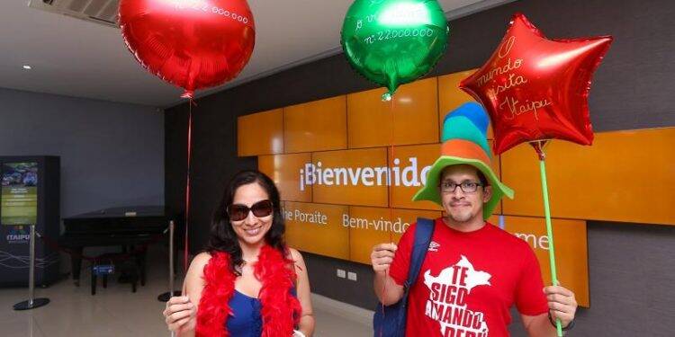 Com turistas peruanos, Itaipu chega à marca de 22 milhões de visitantes