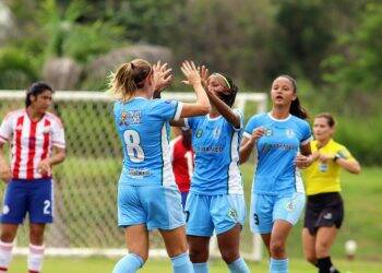 Foz Cataratas/Coritiba empata com seleção do Paraguai