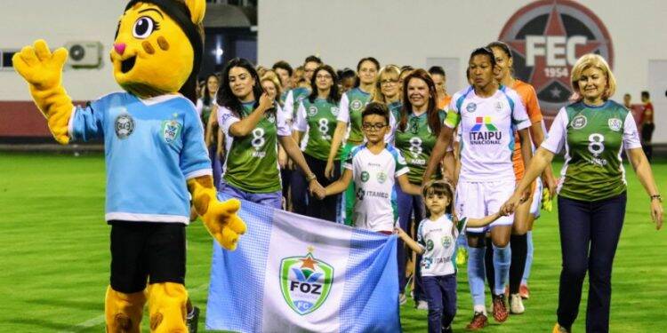 Foz Cataratas/Coritiba vence amistoso alusivo ao Dia Internacional da Mulher