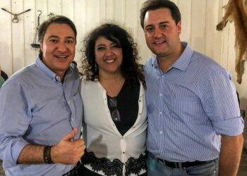 Giacobo oficializa apoio do PR à Ratinho Junior na disputa pelo governo do Paraná