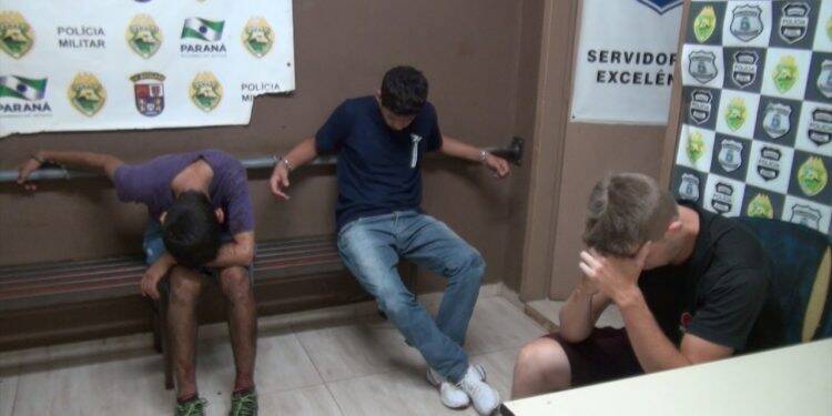 Polícia prende quadrilha de jovens que fizeram família refém em assalto