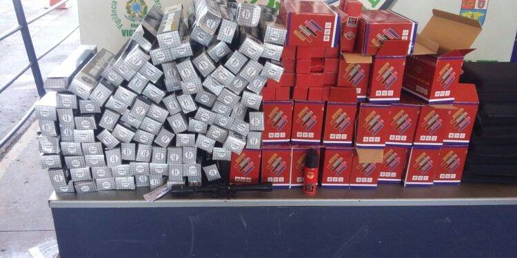 Gaúcho é detido com lunetas e sprays de pimenta na Ponte da Amizade