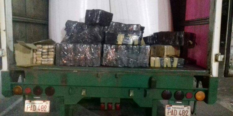 PRF apreende maconha em carregamento de arroz