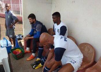 Noite de batalha final na Taça Caio Júnior