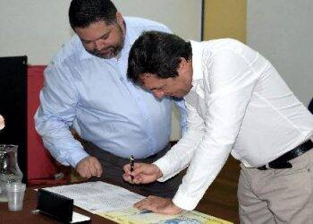 Prefeitura repassa mais de R$ 5 milhões para escolas e CMEIS