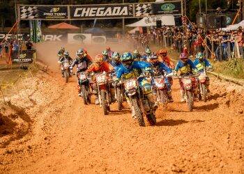 Paranaense de Motocross tem largada no final de semana