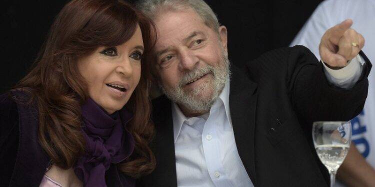 Cristina Kirchner deve se encontrar com Lula em Foz do Iguaçu