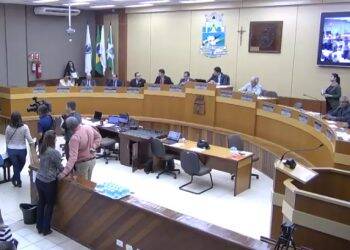 Câmara aceita denúncia por quebra de decoro contra Nanci Rafagnin