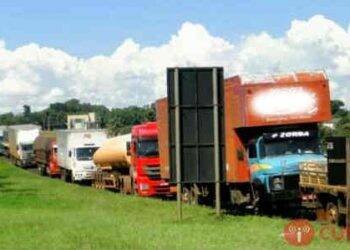 Com greve de auditores brasileiros, importadores optam entrar no Paraguai pela Argentina