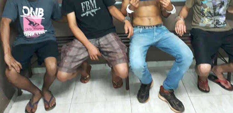 Guarda flagra quatro jovens, entre 16 e 20 anos, após assalto a lanchonete