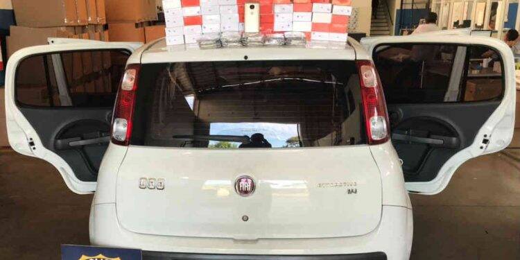 Londrinense é pego tentando passar 106 iPhones