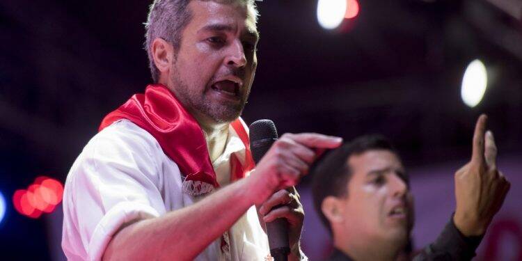 Com votação apertada, Mario Abdo Benítez é eleito presidente do Paraguai