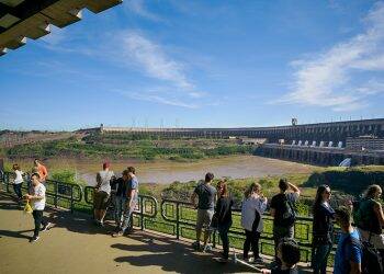 Número de visitantes na Itaipu durante o feriadão cresce 40% em relação a 2017