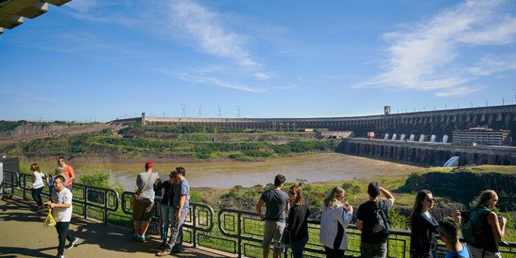 Número de visitantes na Itaipu durante o feriadão cresce 40% em relação a 2017