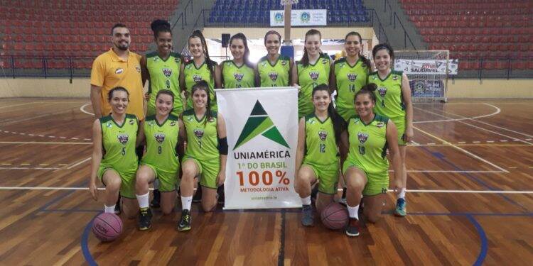 Basquete feminino de Foz se classifica para semifinal do Paranaense