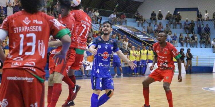 Foz Cataratas Futsal perde em casa