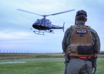 Governo reforça segurança da fronteira com novo helicóptero