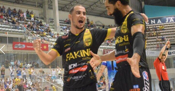 Derrota do Foz Cataratas Futsal em Jaraguá