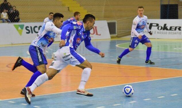 Foz Cataratas paralisado na classificação da Liga