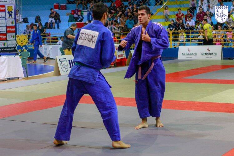 Torneio regional de judô bateu recorde