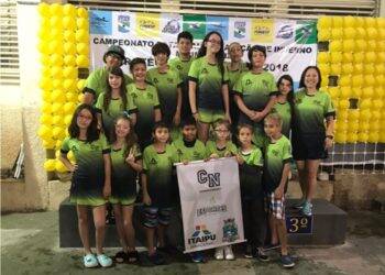 Natação de Foz mostra seus talentos