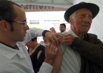 Unidades de saúde estarão abertas neste sábado para o dia “d” de vacinação contra a gripe