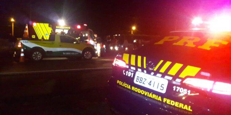 Acidente envolvendo quatro carros deixa sete vítimas