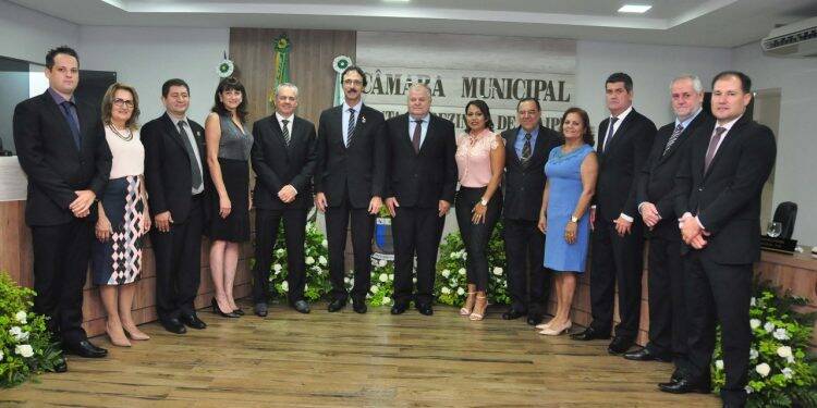 Sessão Solene homenageia Santa Terezinha de Itaipu no seu 36º aniversário