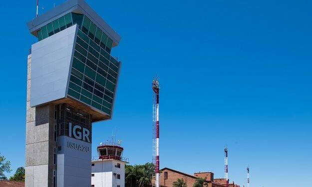 Aeroporto de Iguazú volta a receber voos