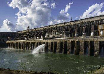 Itaipu bate novo recorde e prevê ano entre as cinco maiores produções da história