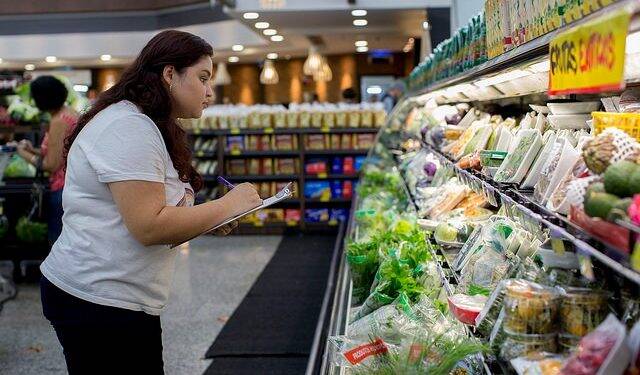 Produtos da cesta básica aumentam até 175% durante a greve em Foz do Iguaçu