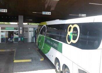 Passagem de ônibus intermunicipal tem reajuste no Paraná