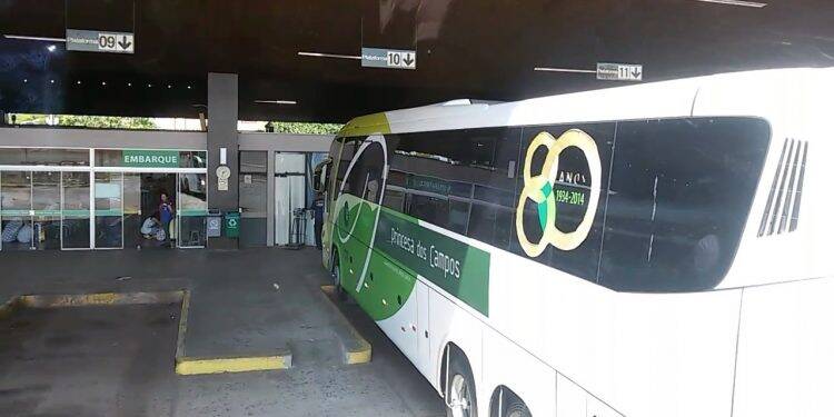 Passagem de ônibus intermunicipal tem reajuste no Paraná