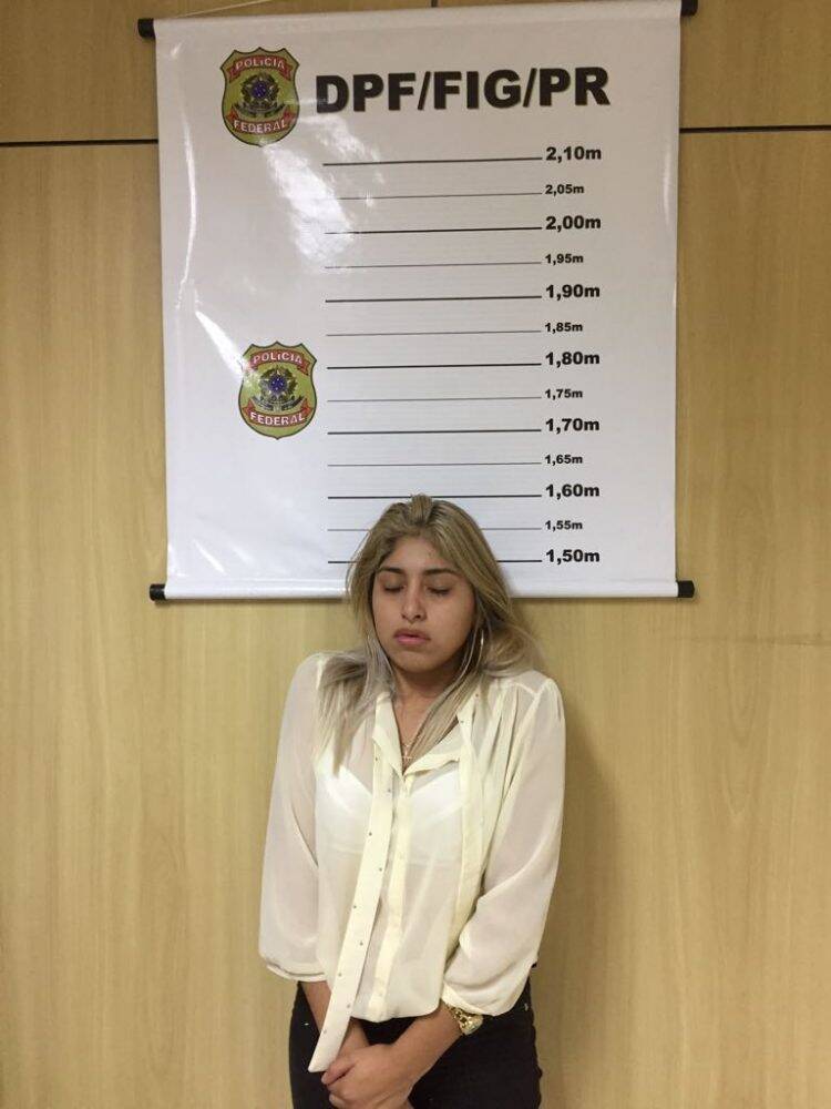 Argentinas são presas por repassar dólares falsos