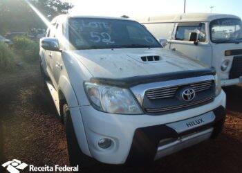 Leilão da Receita Federal arrecada quase R$ 2 milhões em Foz do Iguaçu