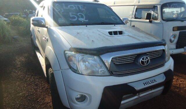 Leilão da Receita Federal arrecada quase R$ 2 milhões em Foz do Iguaçu