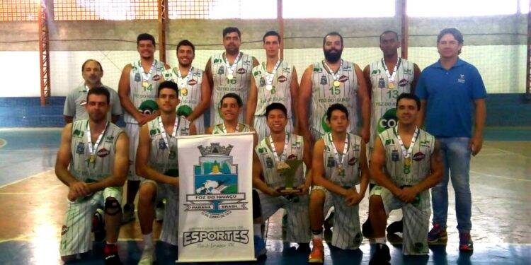 Final de semana com muito basquete em Foz